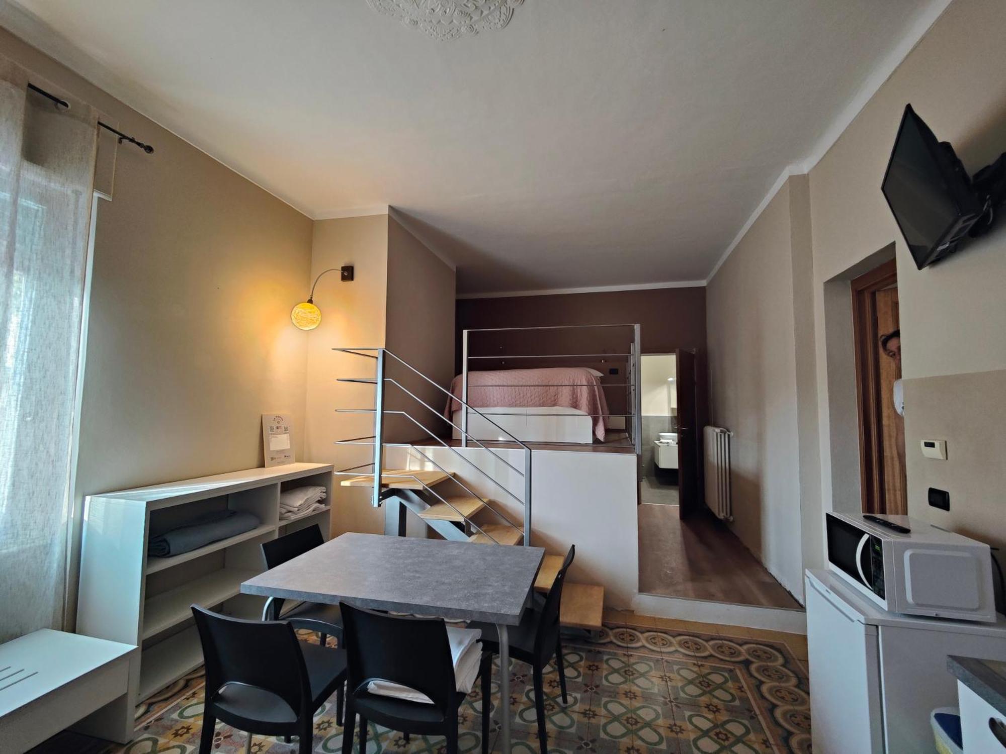 La Pajassa Bed & Breakfast อัลบา ภายนอก รูปภาพ