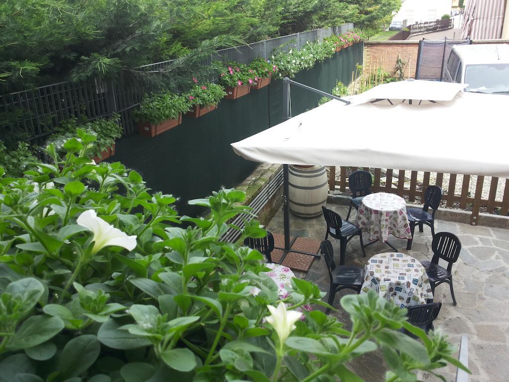 La Pajassa Bed & Breakfast อัลบา ภายนอก รูปภาพ