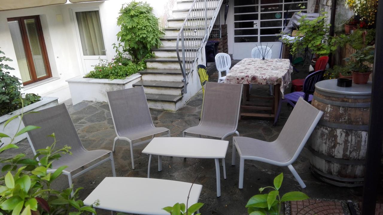 La Pajassa Bed & Breakfast อัลบา ภายนอก รูปภาพ